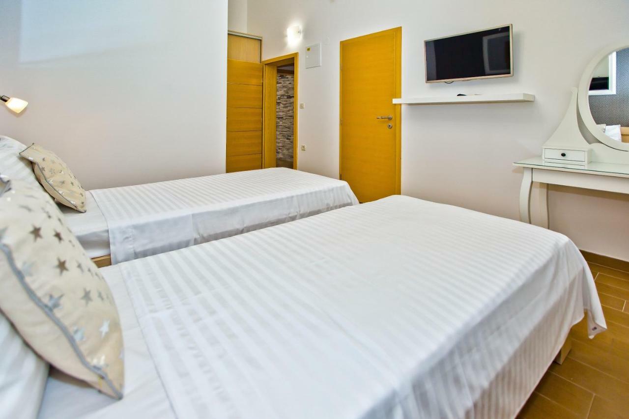 Island Hvar Seaside Villa Levanda With Beach, Pool & Seaview Hvar Town Exterior foto